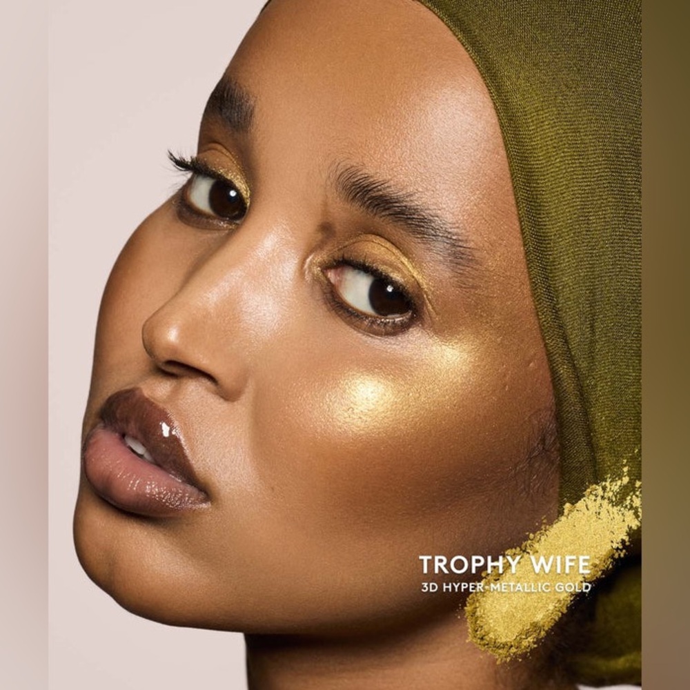 Fenty Beauty Trophy Wife Highlighter - Picture 8 of 9